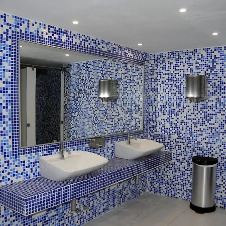 Residencial La Quinta Park 4 *
