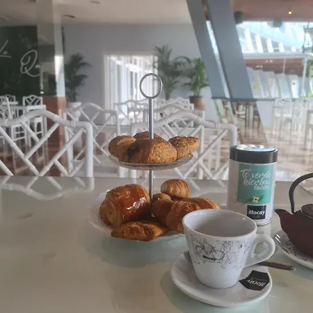Residencial La Quinta Park 4 * Santa Úrsula
